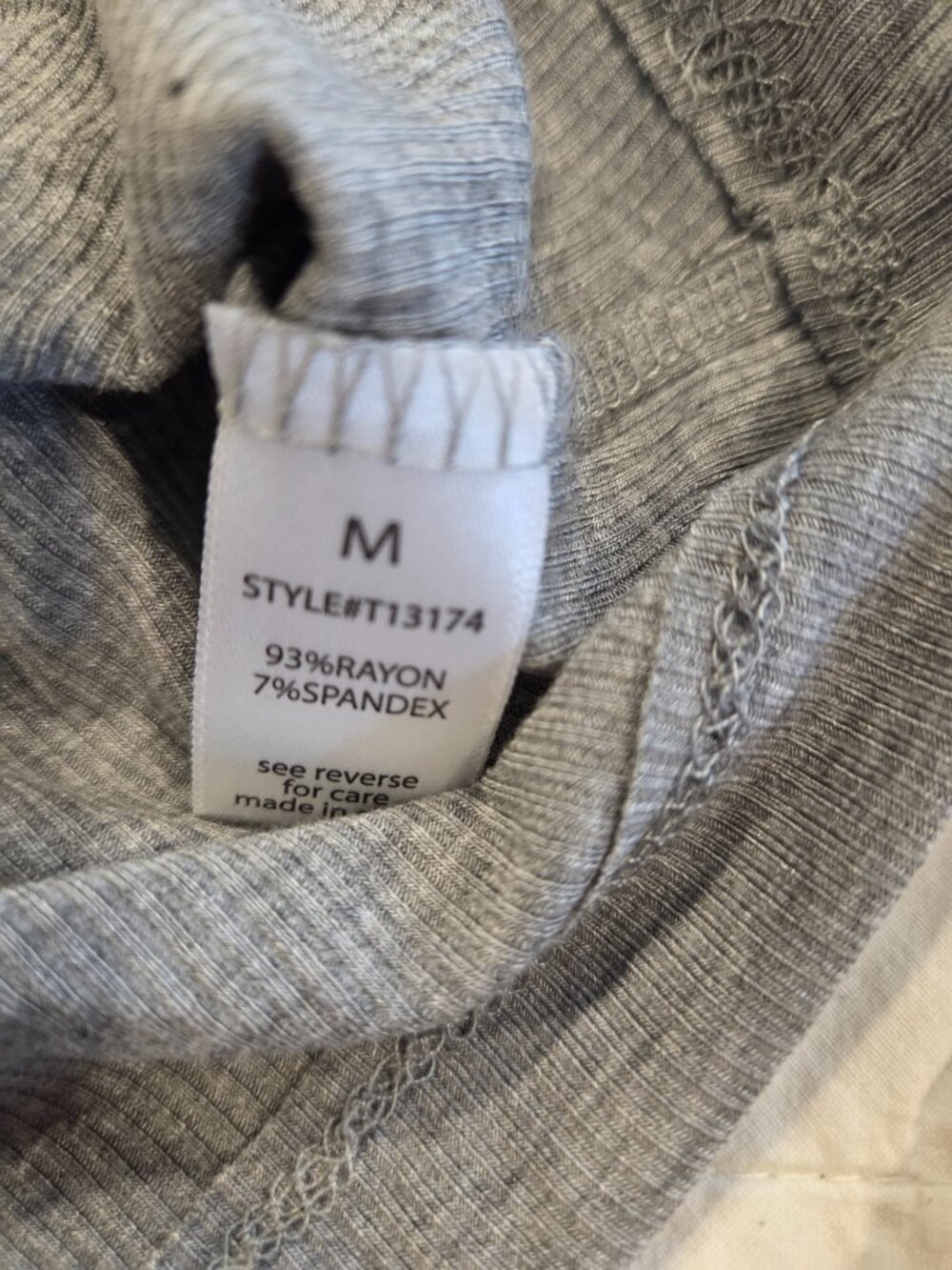 Gray Ribbed Turtle Neck - Picture 4 of 4